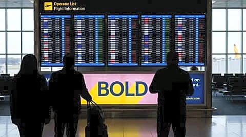 Thunderstorm and strong winds diverted 29 flights at Delhi airport