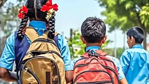 NITI Aayog finds government school enrollment fell to 49.24%
