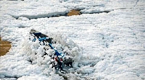 Delhi unveils 4-step plan to reduce Yamuna froth and pollution