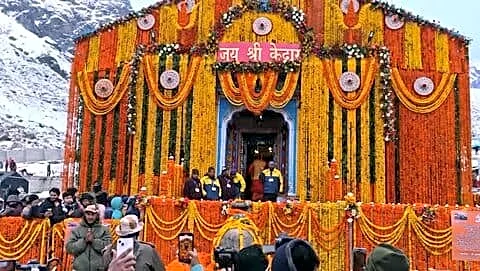 Uttarakhand bad weather halts Kedarnath helicopters, about 4,000 tickets canceled