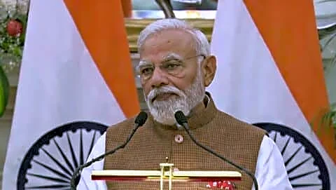 Narendra Modi visits U.A.E. to deepen strategic defense partnership
