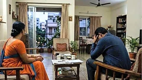 Allahabad High Court rejects husband's revision petition to avoid maintenance