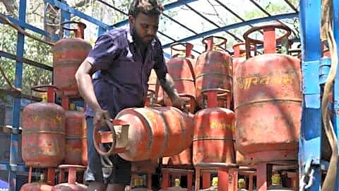 Chennai faces LPG refill delays amid e-KYC, subsidy uncertainty