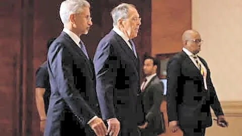 Sergey Lavrov meets Narendra Modi in New Delhi, talks diplomacy