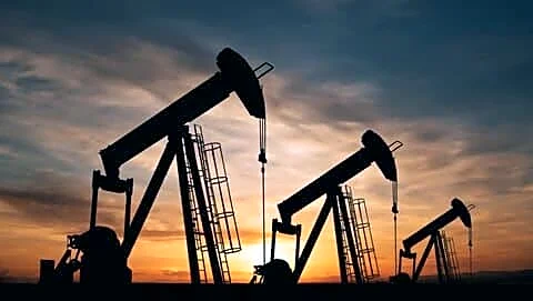 India shifts crude imports toward Russia, Venezuela and West Africa