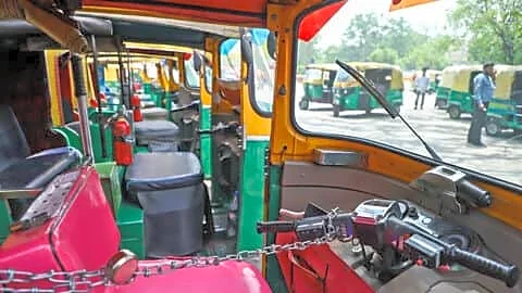 Delhi auto taxi unions ask higher fares after ₹80/kg CNG