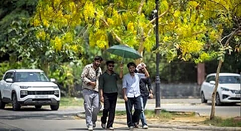 IMD warns 44°C heat wave across northwest India May 18