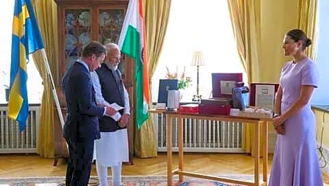 Prime Minister Narendra Modi meets Ulf Kristersson on AI, trade