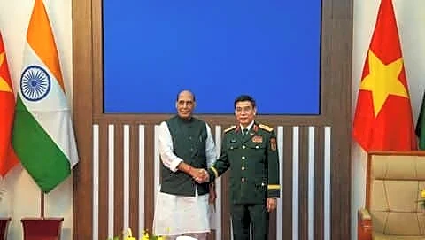 Rajnath Singh meets top Vietnamese leaders to strengthen defense cooperation