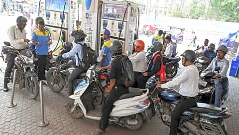Fuel prices steady in major Indian cities after earlier jump