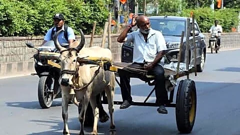 Telangana CM urges avoiding afternoon travel amid IMD heatwave