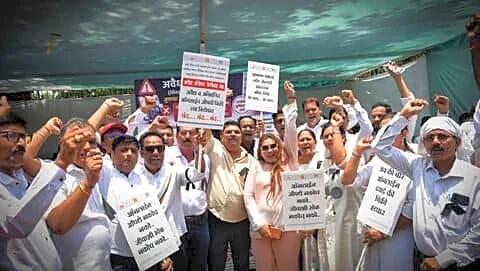 AIOCD-led chemists across India shut shops, protest e-pharmacies and discounts