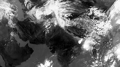 INSAT-3DS spots cyclonic system on May 21, promising heat relief