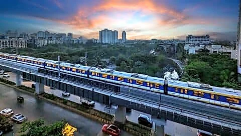 Aqua Line technical glitch disrupts Mumbai Metro Friday morning commute