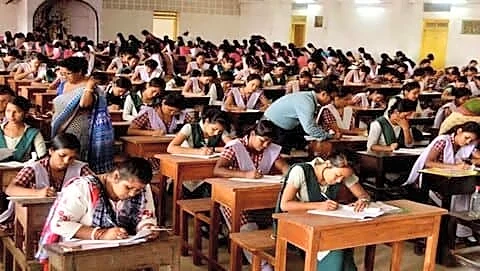India's government considers single national exam replacing JEE and NEET