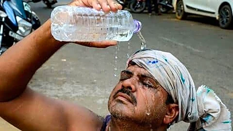 Banda hits 47.6°C, free flow signals, Uttar Pradesh red alert