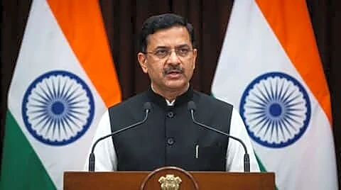 Vikram Misri received Majid Takht Ravanchi call on West Asia
