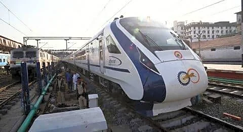 Mumbai-Solapur Vande Bharat derailed at Pune after track maintenance fault