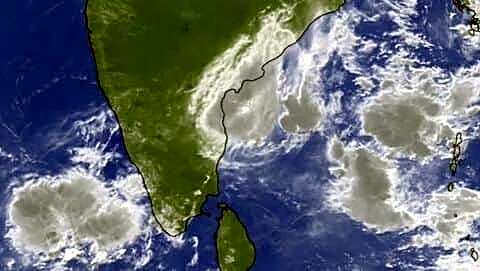 Monsoon delays in Kerala as winds must shift despite clouds