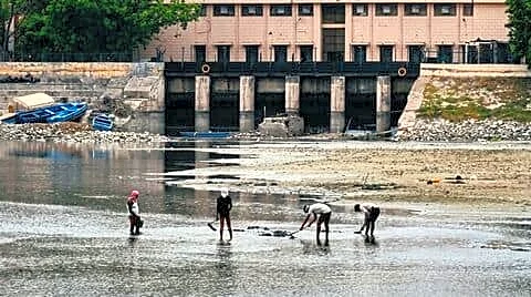 Delhi water shortages enter 10th day causing 9-10% supply gap