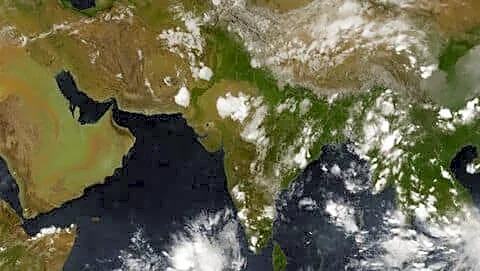 INSAT-3DS captures 1,600km thunderstorm corridor from Jodhpur to Hyderabad