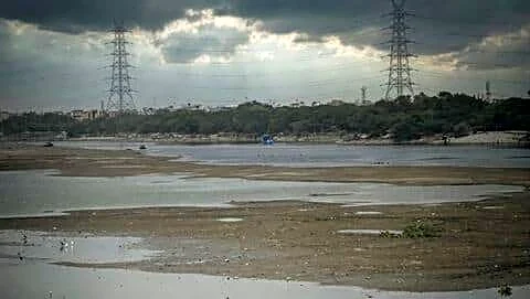 Power cut at Sonia Vihar plant worsens Delhi water crisis