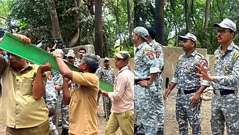 Mumbai begins demolition at Aarey Colony's Barkat Ali Shah Dargah