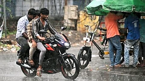 IMD predicts scattered coastal and Rayalaseema rain until June 6