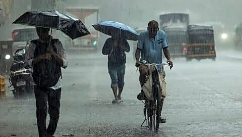 Thunderstorms and moderate showers hit Borivali, Santacruz, Andheri, IMD says