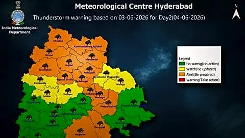 IMD issues orange alert for thunderstorms in 6 Telangana districts