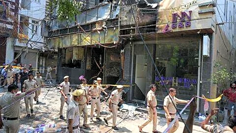Flourish stays B and B fire kills 22 in Saket