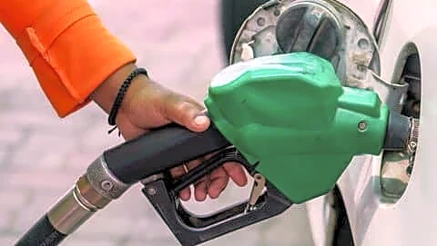 India fuel prices steady June 4 despite Brent near $95