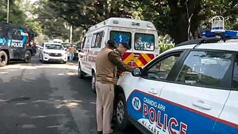 Bomb threat email targets 5 Punjab temples, references Blue Star