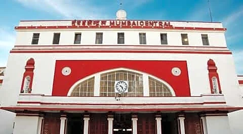 Three ex-GRP officers arrested for allegedly extorting ₹30,000 in Mumbai