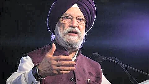 Hardeep Singh Puri launches E85 with ₹20 per liter discount
