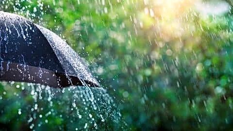IMD warns monsoon will drench 4 states and forecasts heatwaves
