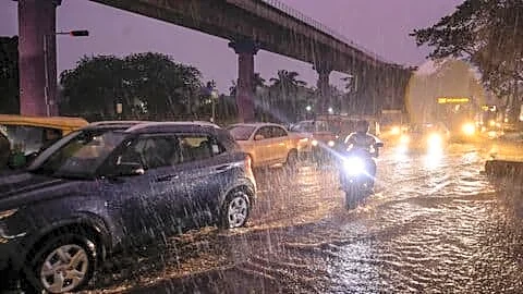 IMD warns West Bengal of thunderstorms, lightning and gusty winds