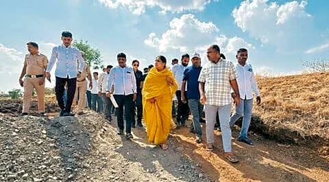Maharashtra ministers visit after rains, hailstorms damage nearly 1L acres