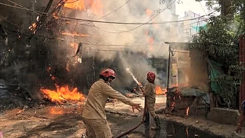 Kuber Apartment blaze in Ghansoli injures 4, firefighters respond quickly