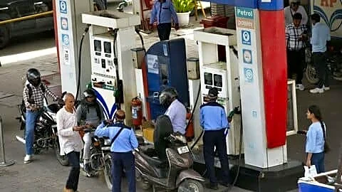 Gasoline and diesel prices hold steady Wednesday after May hikes