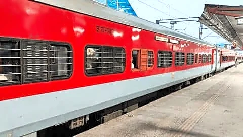 Indian Railways announces LHB EOG hot-buffet coaches rated 160km/h