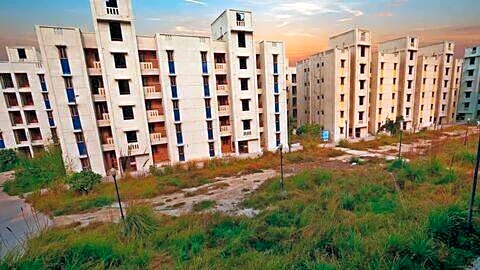 Delhi to relocate over 500,000 O-Zone residents, seeks 100,000 units
