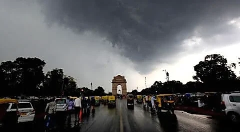 Overnight rain cools Delhi, Safdarjung low 22.8°C, Ayanagar 8-degree drop
