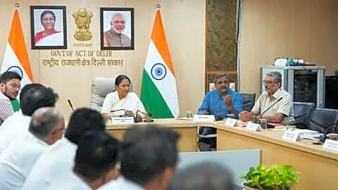 Rekha Gupta honors heroes after Malviya Nagar fire, Saket collapse