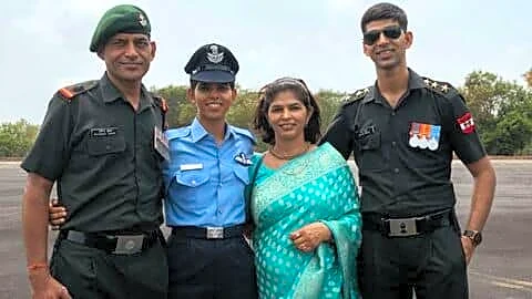 Minakshi Kumari among 1st NDA women cadets commissioned into IAF