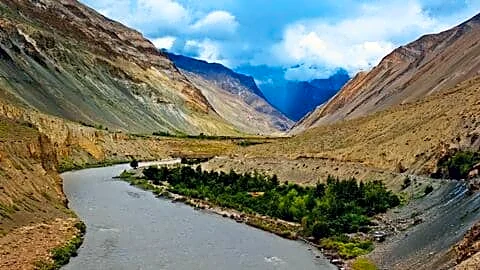 India fast-tracks 3 Jammu and Kashmir hydropower projects with $3bn