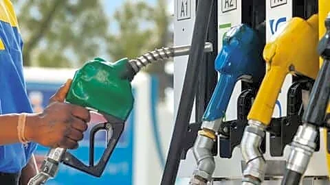 Gasoline and diesel prices in India unchanged since May