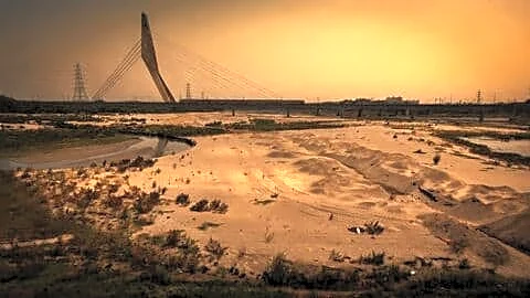 IMD warns India of longer heatwaves and weaker monsoon