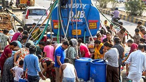 Delhi faces water shortfall as Yamuna dip forces DJB cutbacks