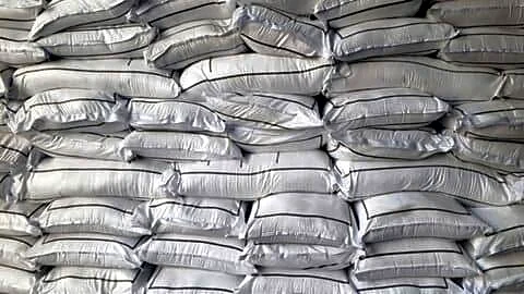 Twelve fertilizer ships to reach Indian ports ahead of kharif